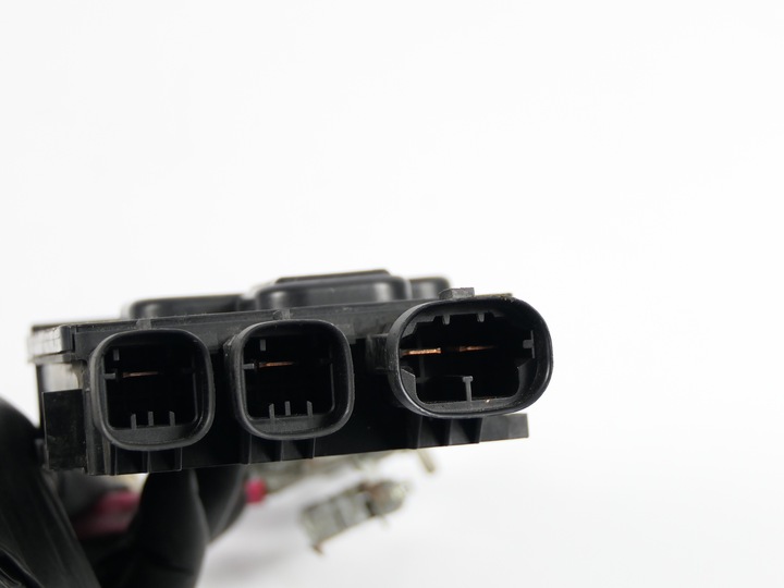 фото №2, Модуль акумулятора клеммы + megane scenic iii 3 bdu