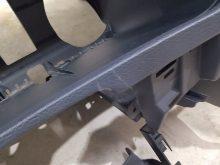 фото №12, Консоль панель роздавальна капот vw transporter t5