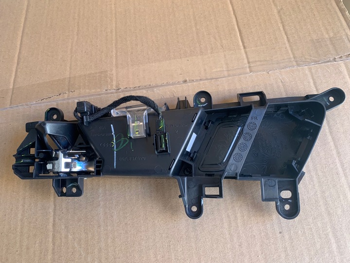 фото №2, Audi q5 ii 80a ручка внутренняя дверь правые зад