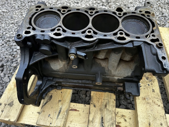 фото №7, Блок двигателя низ вал поршни opel astra j meriva b 1.4 турбина b14net 55565279