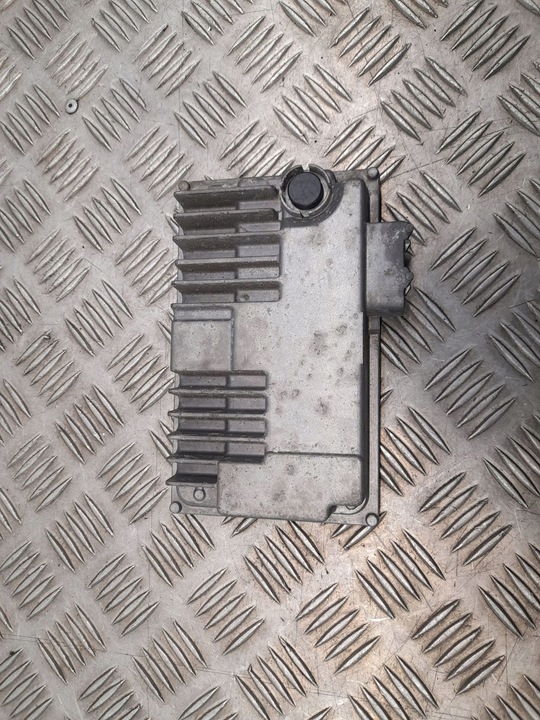 фото №1, Audi a8 s8 d4 4h 2013 блок керування / модуль підвішування пневматичного