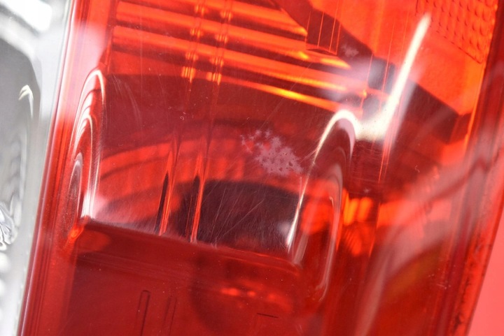 фото №7, Лампа правая зад задняя bm51-13404-c ford focus mk3 iii sedan 11-15