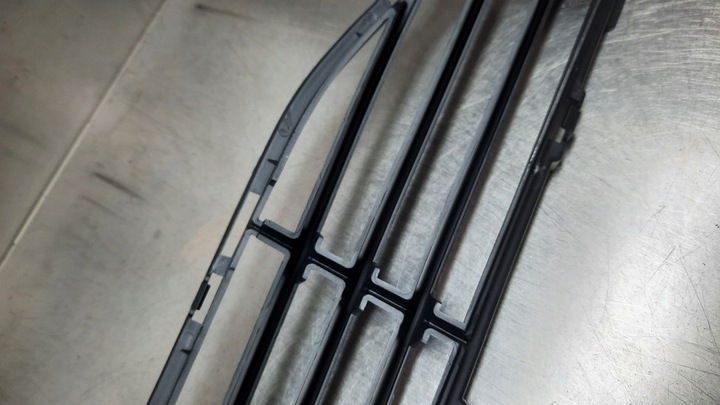 фото №7, Решётка бампера средняя 31353311 volvo v40 ii 12-19r