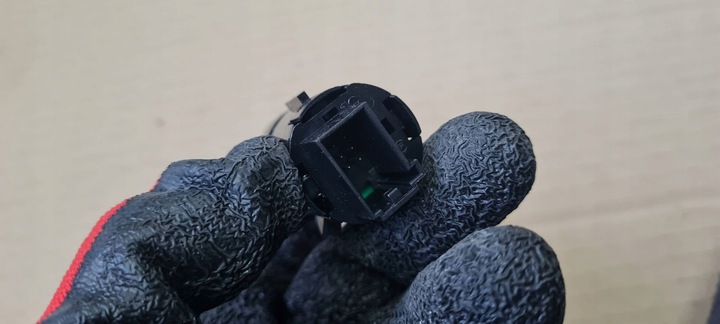 фото №9, Sq8 4m rsq8 q8 выключатель кнопка старт сплав красный 83a905217a sq7 4m q7