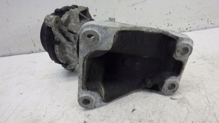 фото №6, Кронштейн подушка двигателя правая bmw 1 f20 f21 1.6 d 6855456 n47d