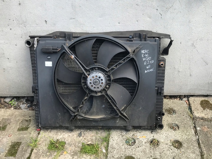 фото №1, Mercedes w210 2.2 cdi автомат радиатор вентилятор