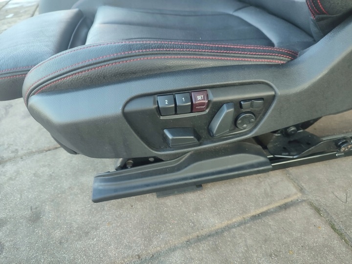 фото №10, Сидіння з пам'ять диван обшивки kpl.europa bmw x1 f48 шкіра червона nić