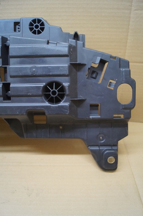 фото №7, Пластик крышки зад mercedes w204 a2045452240