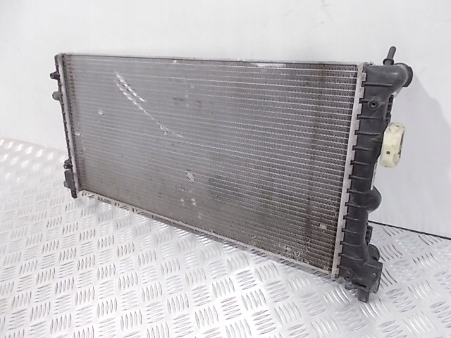фото №11, Радиатор основний  vw seat skoda 6r0121253a оригинал