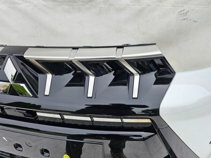 фото №10, Бампер mitsubishi asx ii 2 рестайлінг 2024 - перед 622544452r решітка 620786261r