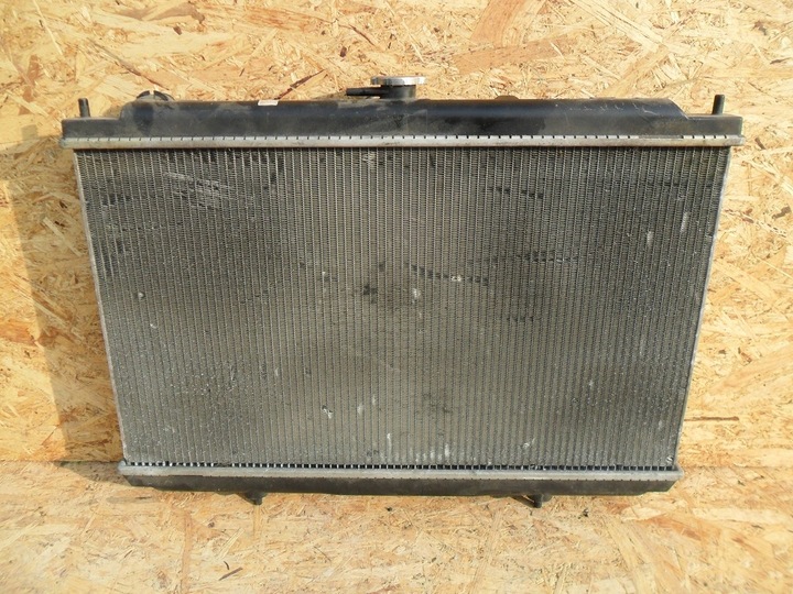 фото №10, Nissan almera tino v10 01- радіаторів води