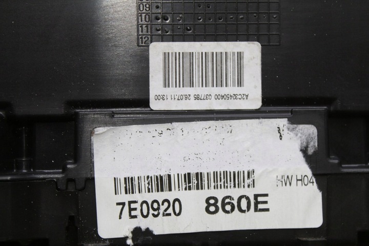 фото №8, Спідометр  манометр vw transporter t5 fl 2.0 tdi 7e0920860e