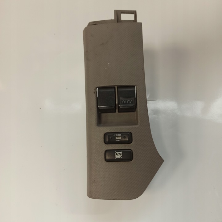 фото №15, Toyota yaris ii переключатель стекло левый перед 74232-0d110