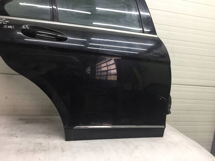 фото №11, Mercedes c w204 sedan двері 197 праве зад задні праві 110-130