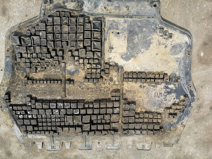 фото №8, Защита плита pod бампер vw golf v 1k0825237ae