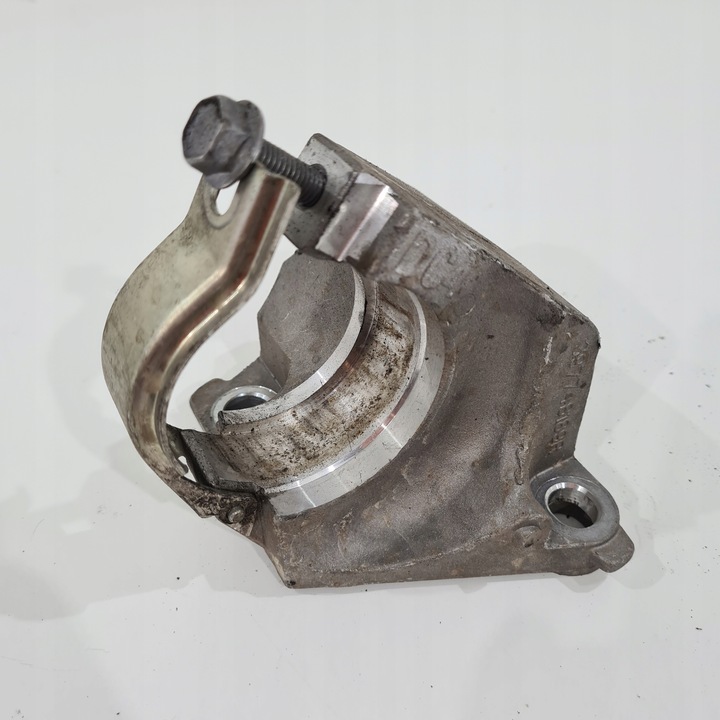 фото №1, Підтримка піввісь 397748189r dc4 renault arkana 1.3 tce