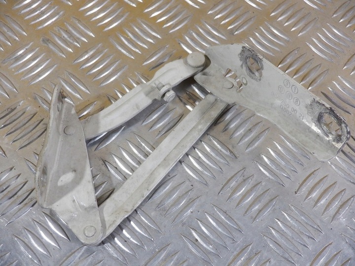 фото №1, Петля капота vw crafter sprinter 9067500021