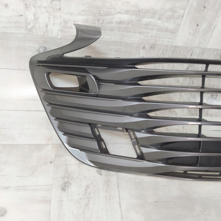 фото №7, Toyota camry viii решётка бампера перед передняя 53113-33020