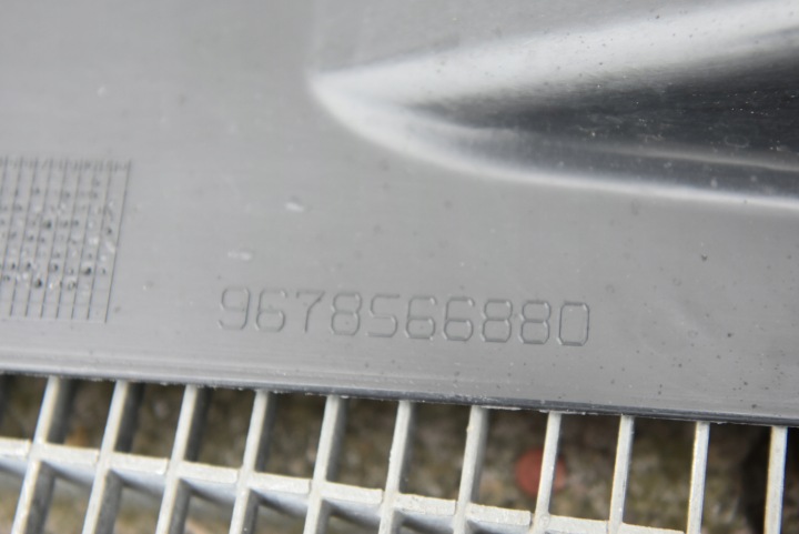 фото №7, Peugeot 308 t9 ii рестайлинг подкрылок правое зад