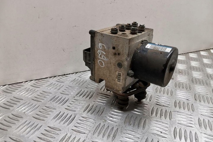 фото №3, Насос abs vw passat b7 аксессуар 365 3c0614109c 2.0l дизель 103kw 2007