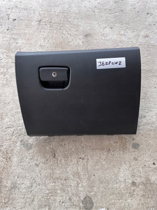 фото №1, Jeep grand cherokee wk2 бардачок