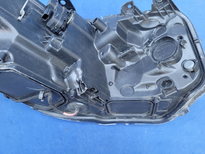 фото №9, Toyota auris ii рестайлинг 2015-2018 15- фара передняя левая обычная 81150-02k30