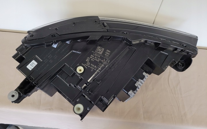 фото №13, Лампа передняя левая левый перед matrix audi q4 etron e-tron 89a 89a941035