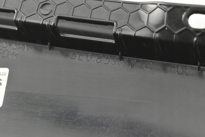 фото №10, Octavia 3 iii защита стойка дверь левый зад