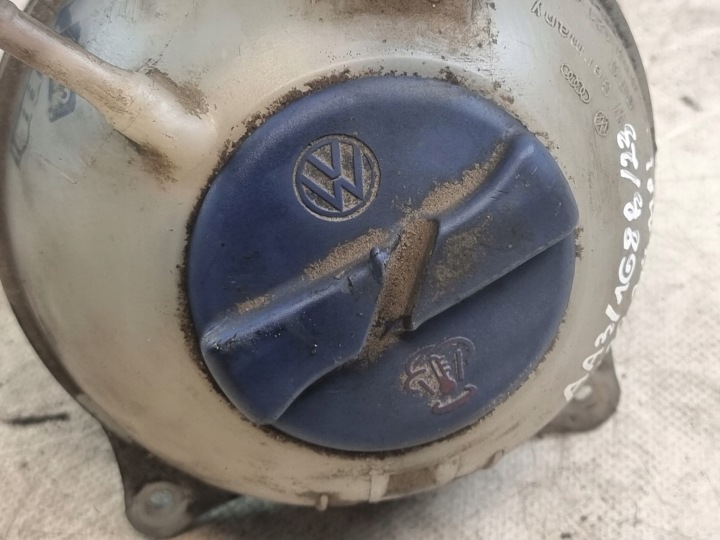 фото №10, Бачок расширительный oem номер 6n0121407b vw lupo 1.4 mpi