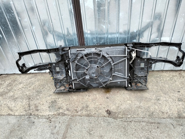 фото №11, Передня панель hyundai i30 i роки 2007-2010 1.6 16v бензин g4fc механічна коробка передач