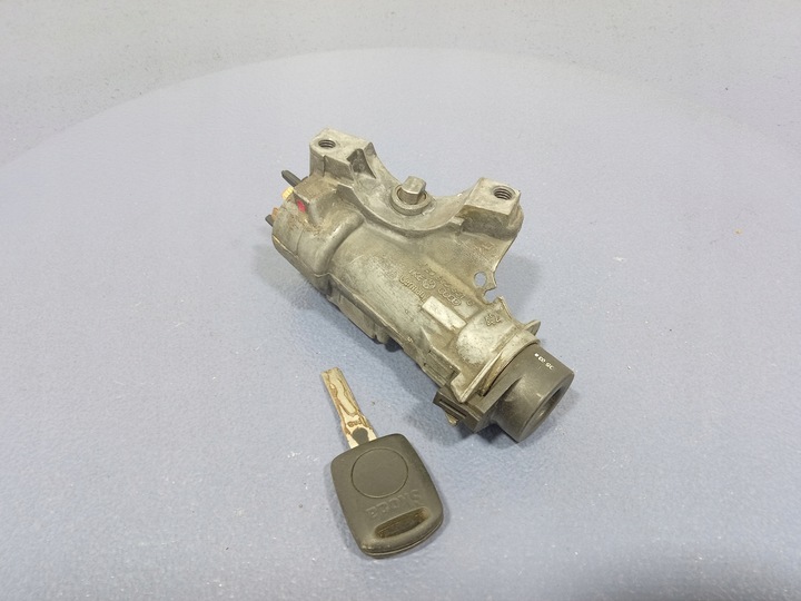 фото №5, Octavia i 2.0 8v блок керування набір стартовий 06a906032lc