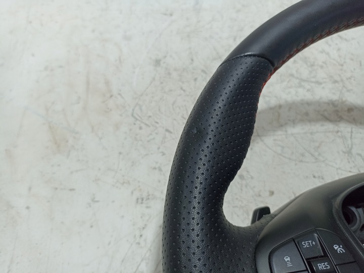 фото №8, Ford focus mk4 кермо st line з підігрівом пелюстки