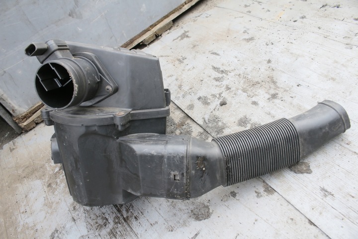 фото №5, Корпус фильтр воздуха vw polo iv 1.4