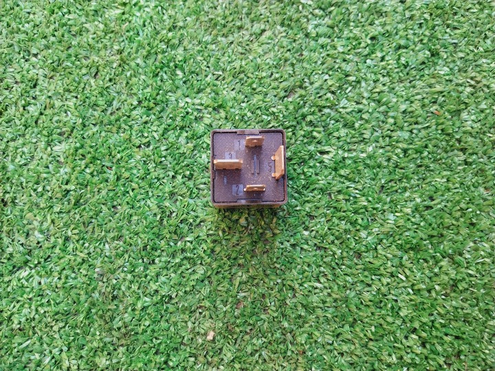 фото №13, Vw golf iv bora passat b5 skoda octavia i audi a3 8l реле 53 100 167