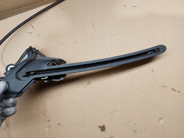 фото №9, Направляючі ролети багажника kpl. a2128202942 a2128203042 mercedes w212 рестайлінг