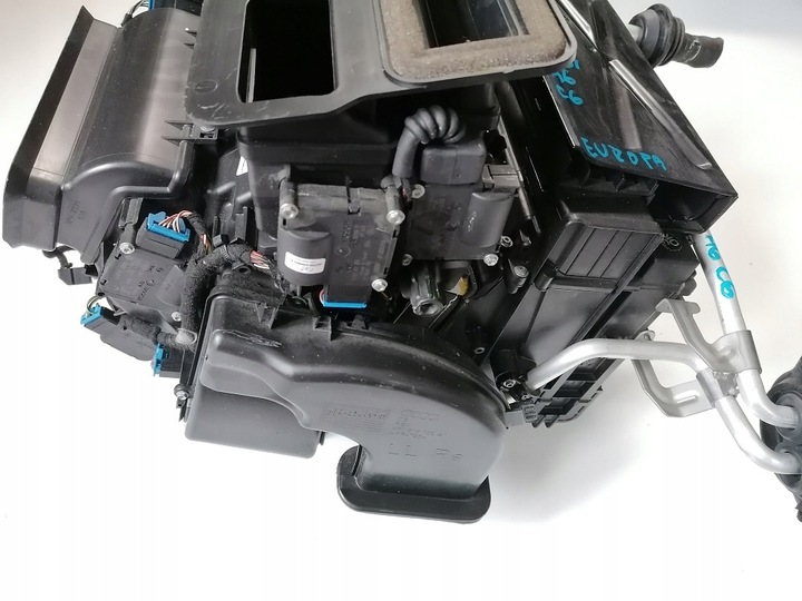 фото №7, Audi a6 c6 корпус нагрівача 4f0820155f європа