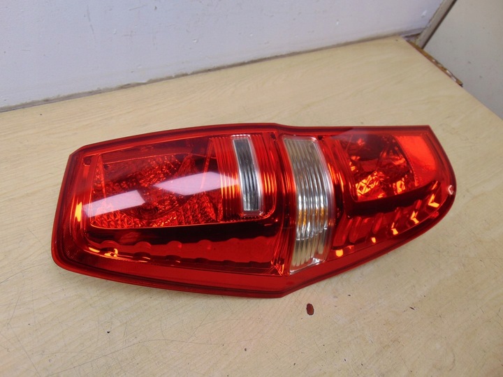 фото №5, Лампа левая зад hyundai h1 ii 2007- европа