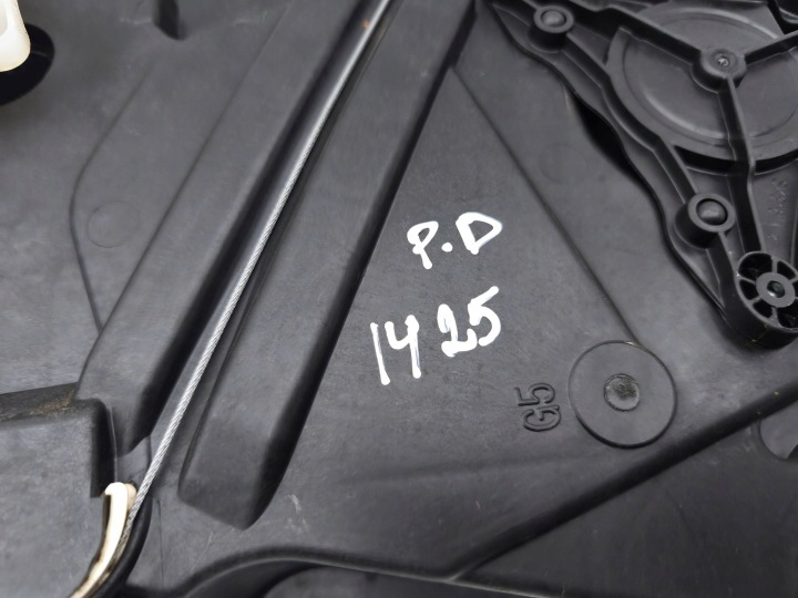 фото №7, Skoda superb b9 2025 подъемник стекла дверь передних 3j0837402d