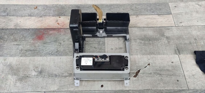 фото №8, Консоль средняя панель воздуховод pulpit subaru forester ii 2 2.0b 503722-3023