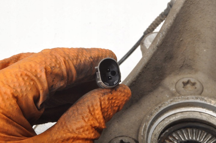 фото №9, Mini f55 f56 поворотна опора права передня 6870832