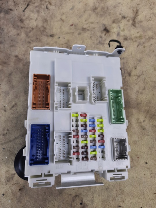 фото №1, Ford focus mk3 1.5tdci модуль коробка bsi