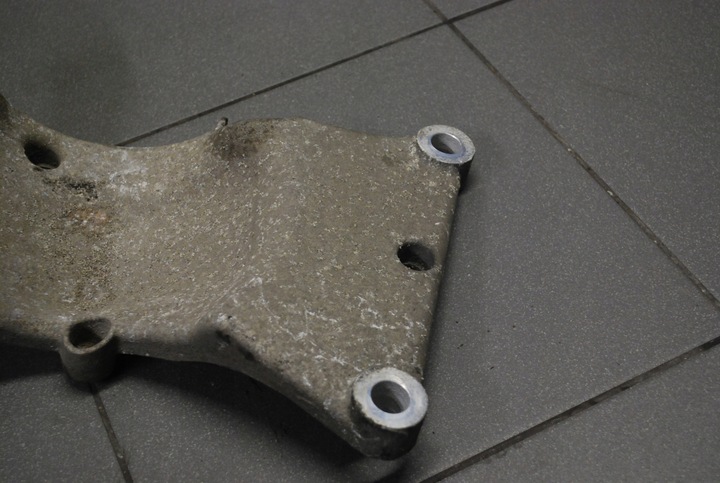 фото №6, Лапы опоры коробки audi a8 d3 3.0 tdi 4e0803806d