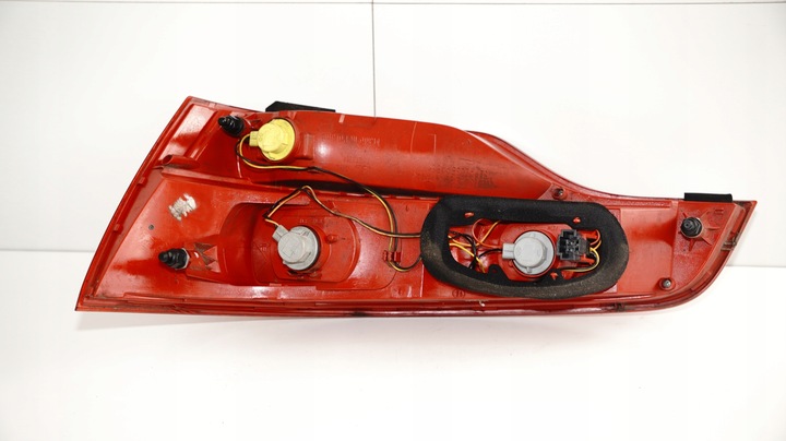фото №7, Лампа левый зад задняя audi q7 05-09r