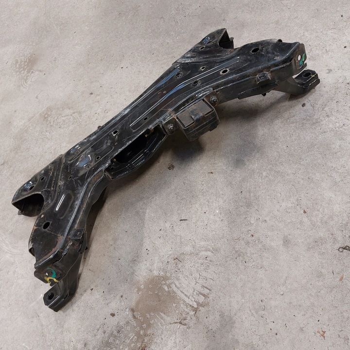 фото №14, Hyundai ix35 1,7 2013 підрамник візок колиска перед 62401-2y630a з нового автомобіль