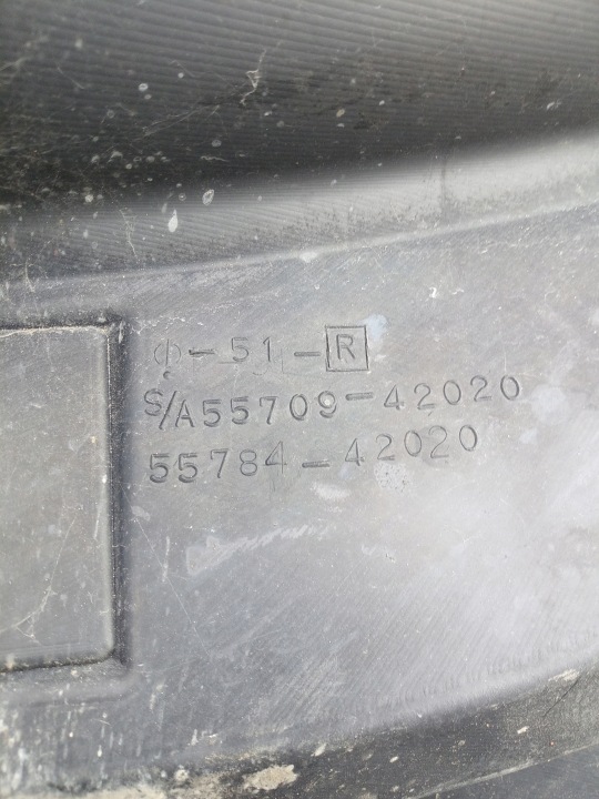 фото №6, Toyota rav4 ii 00-03 передний рестайлинг панель под лобовым стеклом 2 штуки