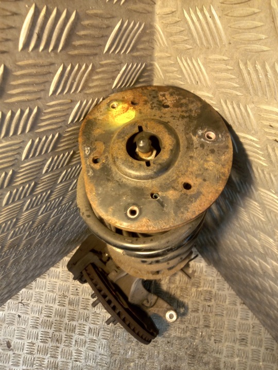 фото №2, Ford edge mk2 поворотный кулак левая macpherson 2.0 tdci