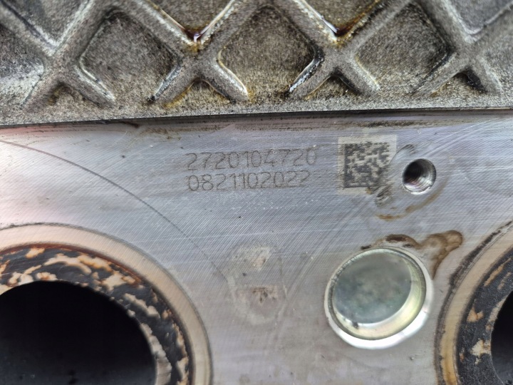 фото №15, Головка двигуна mercedes c300 w204 r2720162401 m272.947