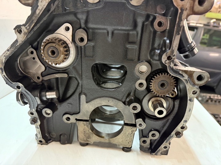 фото №8, Блок  двигуна 2.0 tsi ccz vw seat skoda audi 06h103021l оригінал śląsk