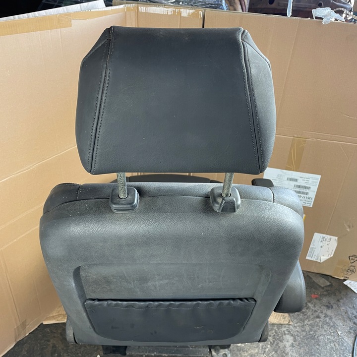 фото №14, Mercedes w639 v клас рестайлінг сидіння водія лівий перед шкіра електричний