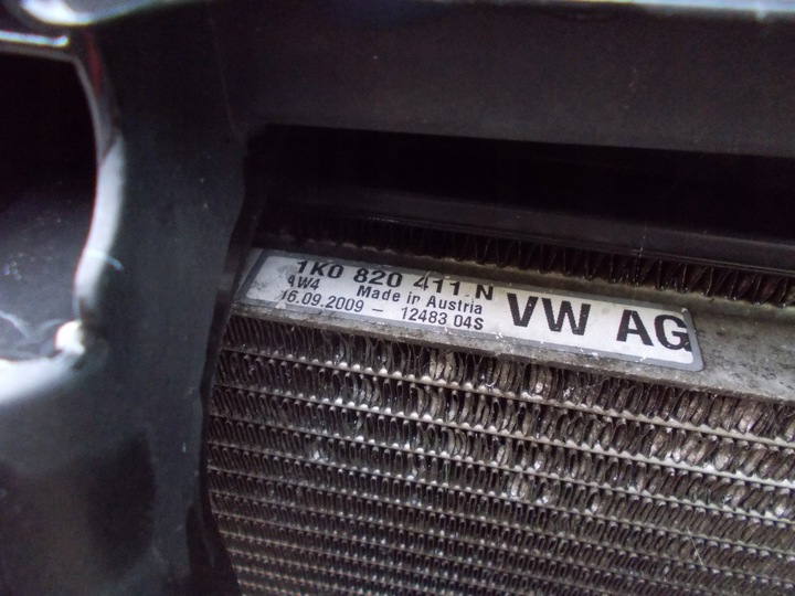 фото №10, Vw golf vi plus 1.6 tdi 09r pas переднє радіатор 1k0820411n
